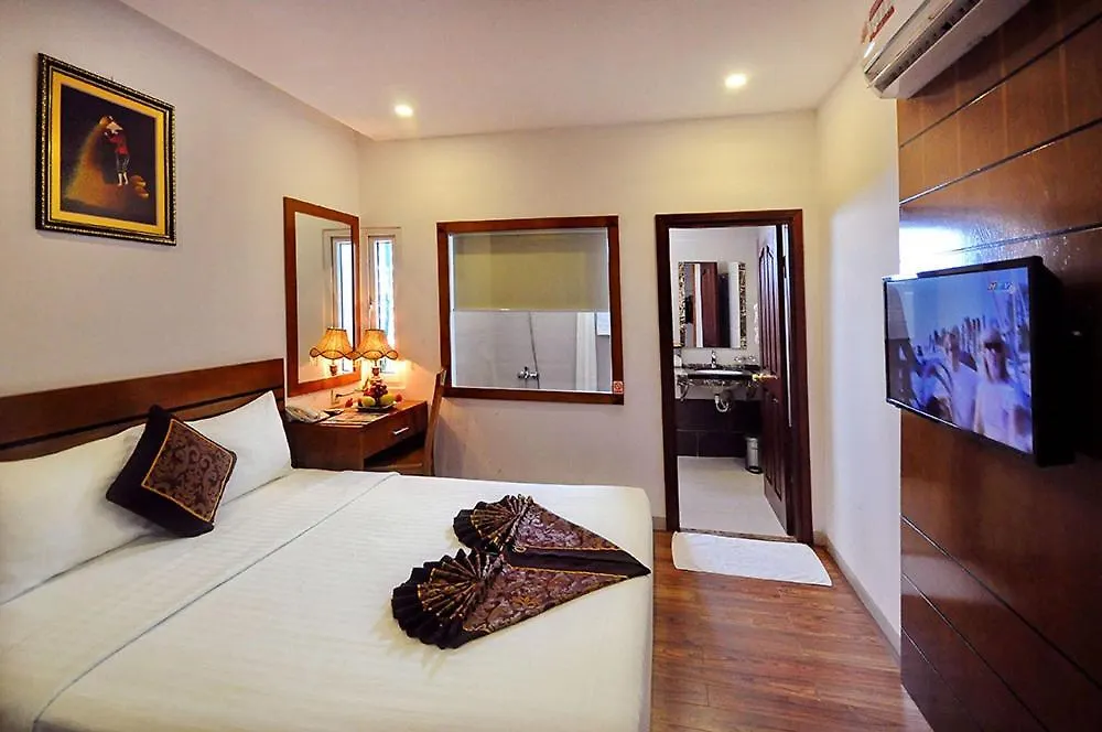 נה טראנג Sunniva Hotel